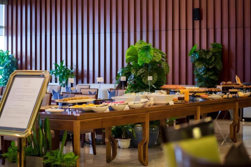 ホテル カリダス ランドマーク72 ロイヤル レジデンス ハノイ ハノイ市 エクステリア 写真